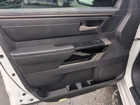 Used 2024 Toyota Tundra Limited image 15