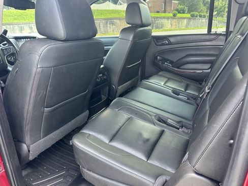 Used 2017 GMC Yukon XL SLT AWD/4WD image 8