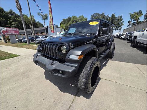 Used 2019 Jeep Wrangler Unlimited Sport S AWD/4WD image 1
