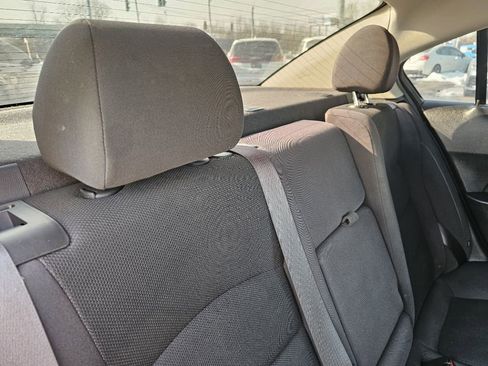 Used 2016 Chevrolet Cruze LT image 24