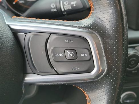 Used 2023 Jeep Gladiator Mojave w/ Cold Weather Group AWD/4WD image 11
