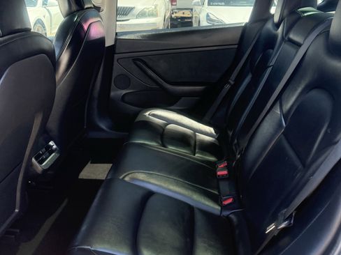 Used 2022 Tesla Model 3 Long Range AWD/4WD image 10
