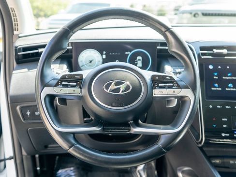 Used 2022 Hyundai Tucson Limited AWD/4WD image 16