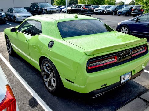Used 2015 Dodge Challenger R/T Plus RWD image 17