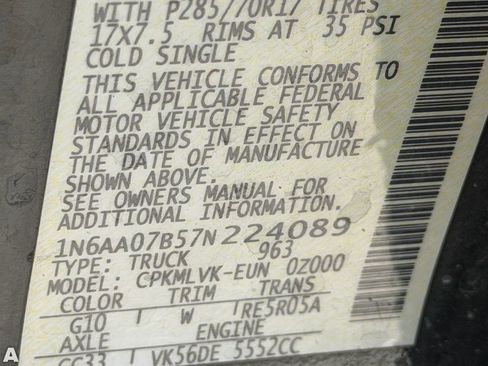 Used 2007 Nissan Titan LE w/ Nissan Navigation Pkg AWD/4WD image 14