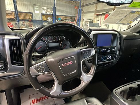 Used 2017 GMC Sierra 1500 SLT w/ SLT Premium Package AWD/4WD image 14