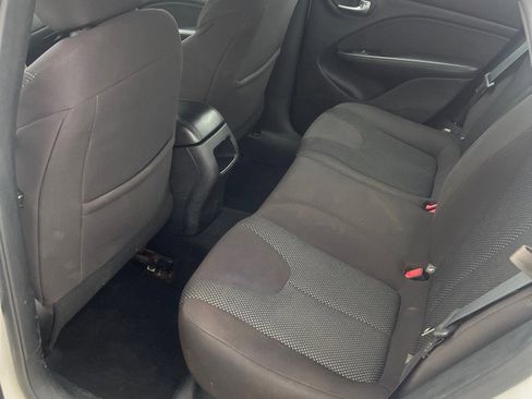 Used 2014 Dodge Dart SE w/ Convenience Group image 14