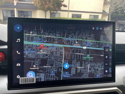 Used 2025 Toyota Tacoma TRD Sport image 30