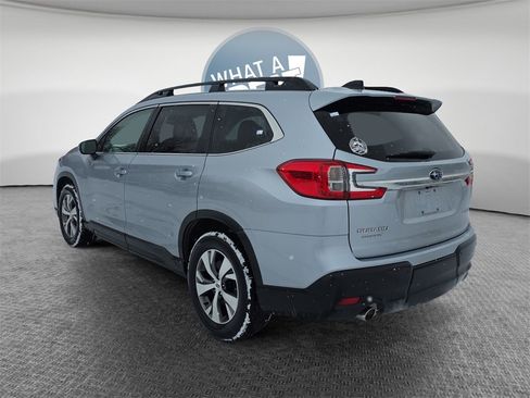 Used 2023 Subaru Ascent Premium w/ Convenience Package image 6