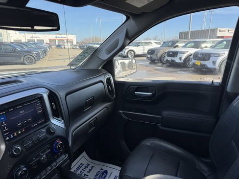 Used 2020 Chevrolet Silverado 1500 LTZ image 11