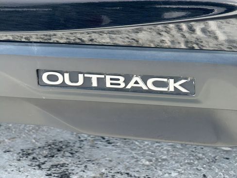 Used 2021 Subaru Outback Premium image 13