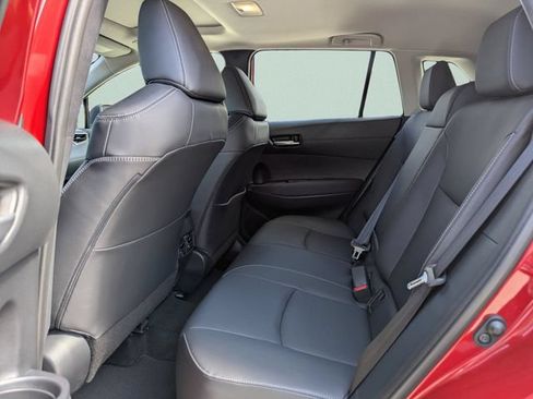 Used 2023 Toyota Corolla Cross XLE w/ Convenience Package FWD image 15
