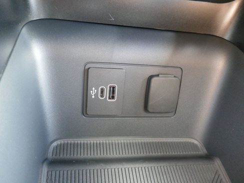 New 2026 Ford Explorer ST-Line image 22