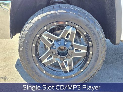 Used 2017 GMC Sierra 1500 SLT AWD/4WD image 9
