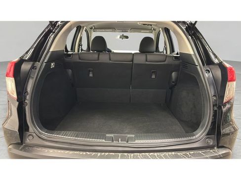 Used 2022 Honda HR-V LX image 16
