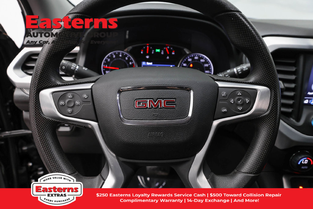 Used 2023 GMC Acadia SLE w/ Driver Convenience Package AWD/4WD image 11