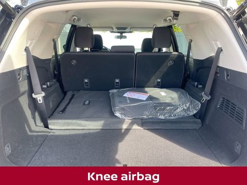 New 2025 Nissan Pathfinder SV w/ Black Appearance Package image 37