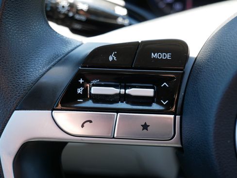Certified 2023 Hyundai Tucson SE FWD image 24