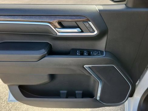 Used 2024 GMC Sierra 1500 SLE image 22