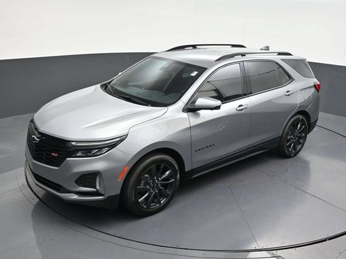 Used 2024 Chevrolet Equinox RS w/ RS Leather Package FWD image 18