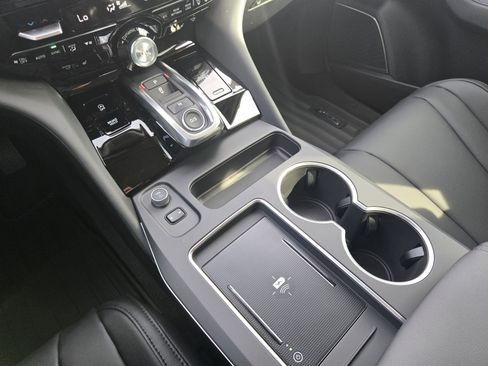 New 2026 Acura MDX SH-AWD image 15
