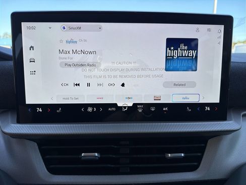 New 2026 Ford Explorer Active RWD image 5