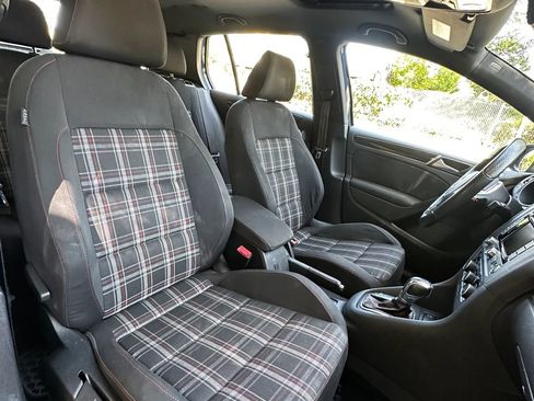 Used 2012 Volkswagen GTI 4-Door FWD image 25