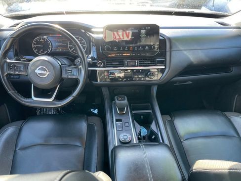 Certified 2023 Nissan Pathfinder SL w/ Lighting Package (N92) AWD/4WD image 10