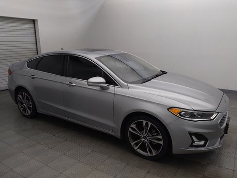Used 2020 Ford Fusion Titanium AWD/4WD image 11