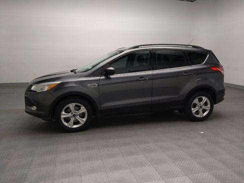 Used 2015 Ford Escape SE w/ Equipment Group 201A image 2