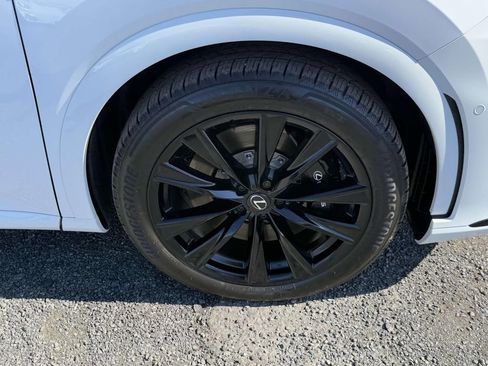 Used 2024 Lexus RX 500h F Sport image 7