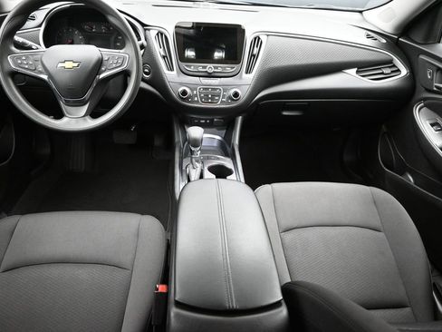 Certified 2024 Chevrolet Malibu LT image 12