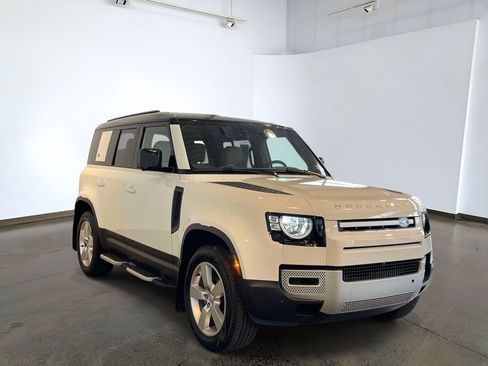 Used 2023 Land Rover Defender 110 S AWD/4WD image 3