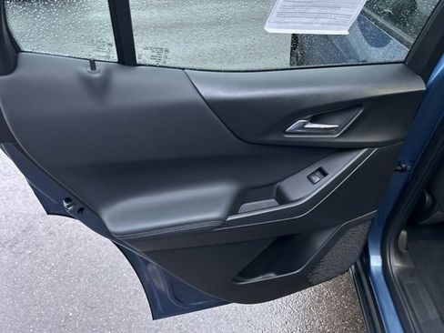 Used 2025 Chevrolet Equinox LT image 17