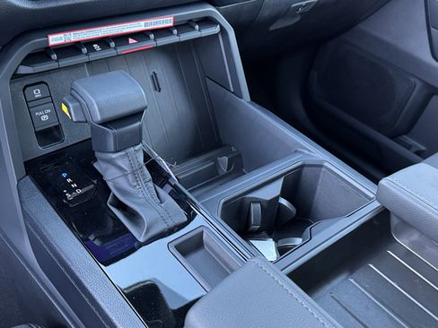 New 2026 Toyota Tundra SR image 18