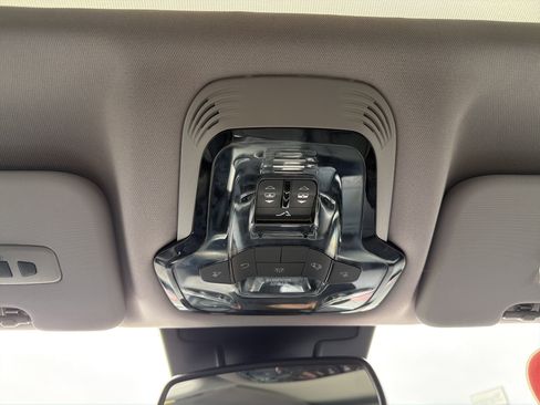 Used 2018 Alfa Romeo Stelvio Sport w/ Quick Order Package 22J Sport image 17