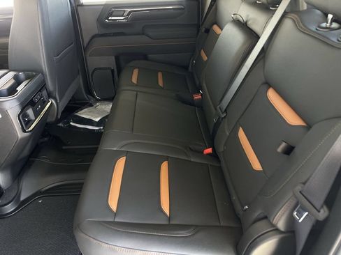 New 2026 GMC Sierra 2500 AT4 w/ AT4 Premium Plus Package AWD/4WD image 25