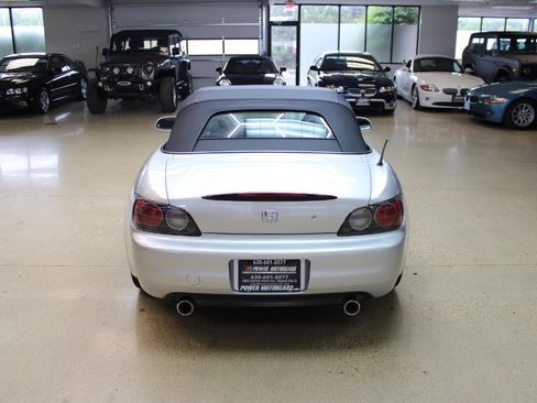 Used 2002 Honda S2000 image 18