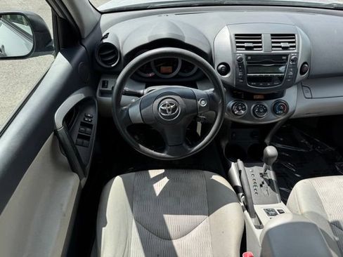 Used 2011 Toyota RAV4 4WD w/ Base L4 Extra Value Pkg image 8