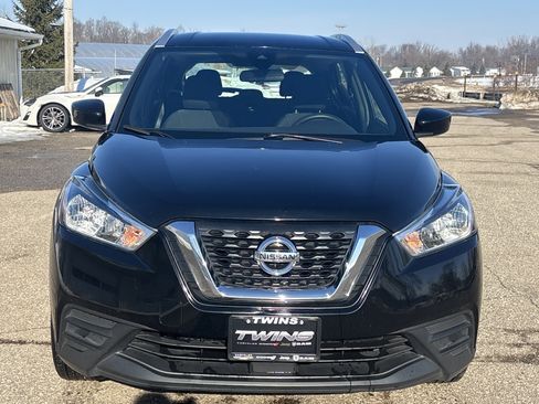 Used 2020 Nissan Kicks SV image 11