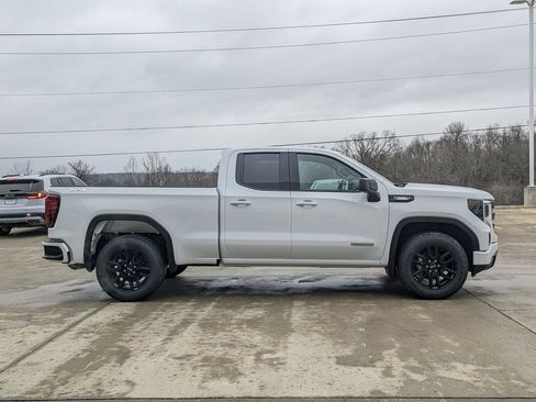 New 2026 GMC Sierra 1500 Elevation image 6