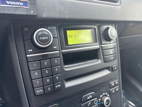 Used 2010 Volvo XC90 3.2 image 26