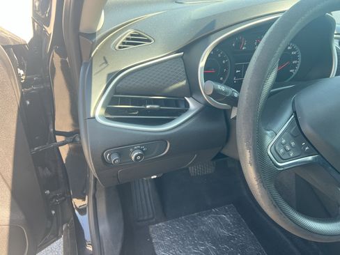 Used 2024 Chevrolet Malibu LS FWD image 14