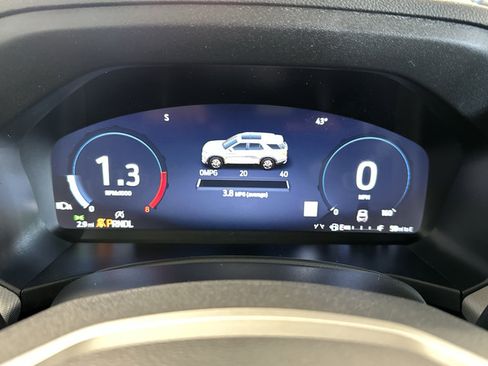 New 2026 Ford Explorer Active w/ Active Comfort Package AWD/4WD image 18
