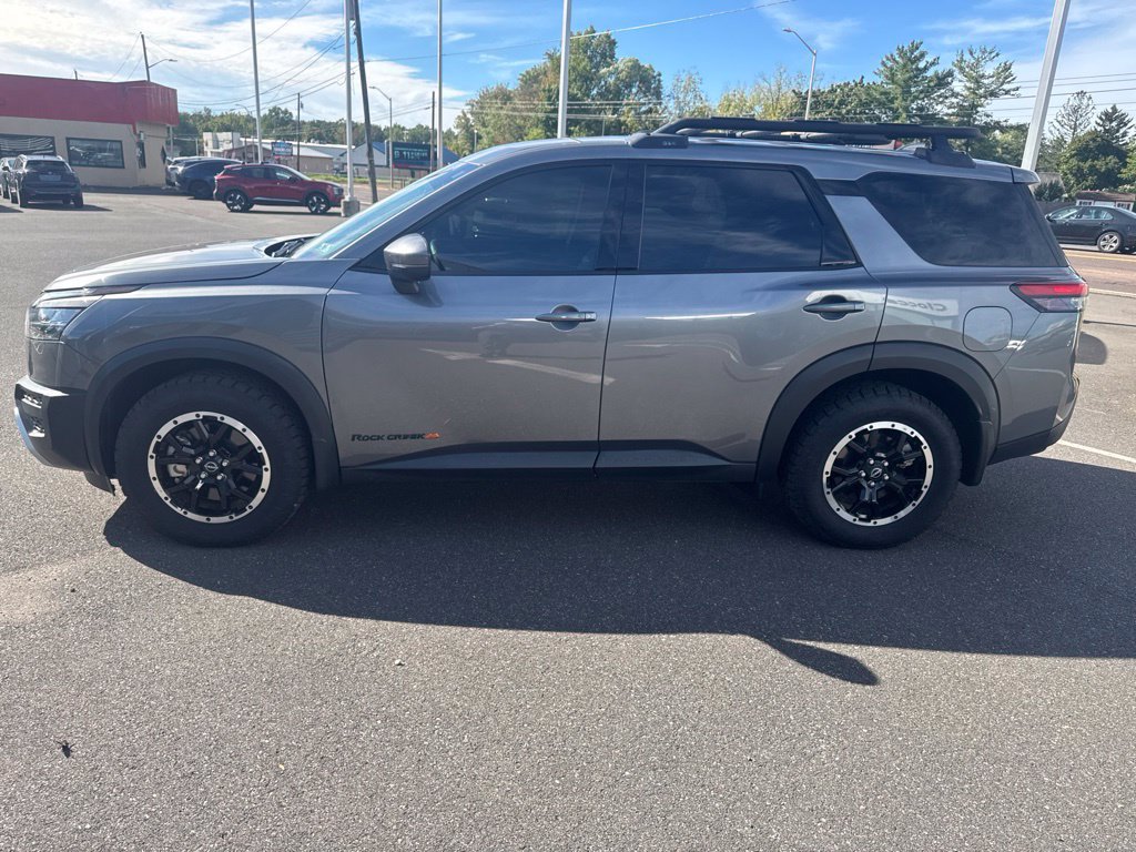 Used 2025 Nissan Pathfinder Rock Creek AWD/4WD image 5