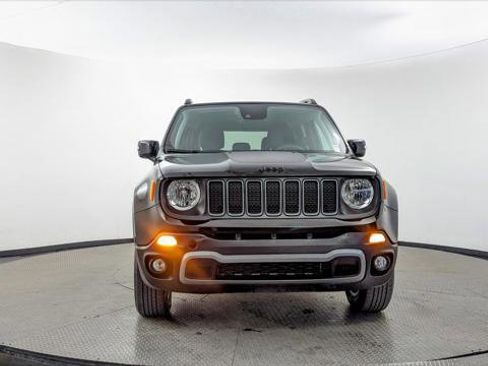 Used 2023 Jeep Renegade Latitude image 12