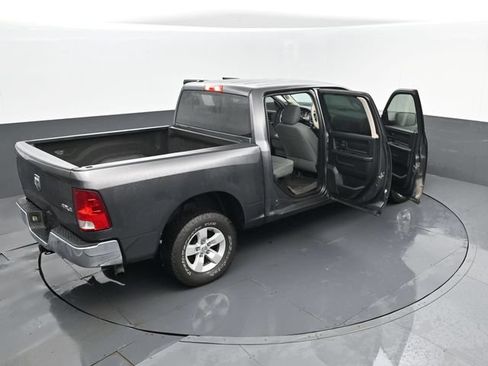 Used 2017 RAM 1500 ST w/ SXT Appearance Group AWD/4WD image 25