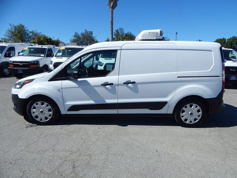 Used 2022 Ford Transit Connect XL FWD image 5