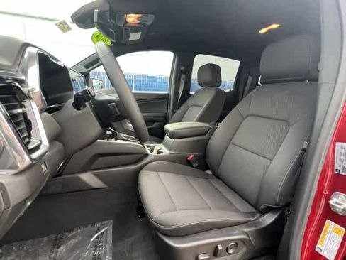 Used 2024 GMC Canyon Elevation w/ Convenience Package image 10