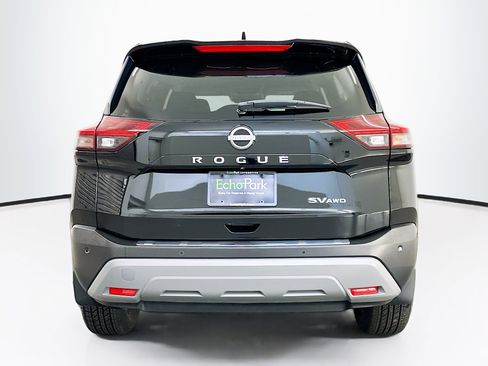 Used 2023 Nissan Rogue SV AWD/4WD image 7